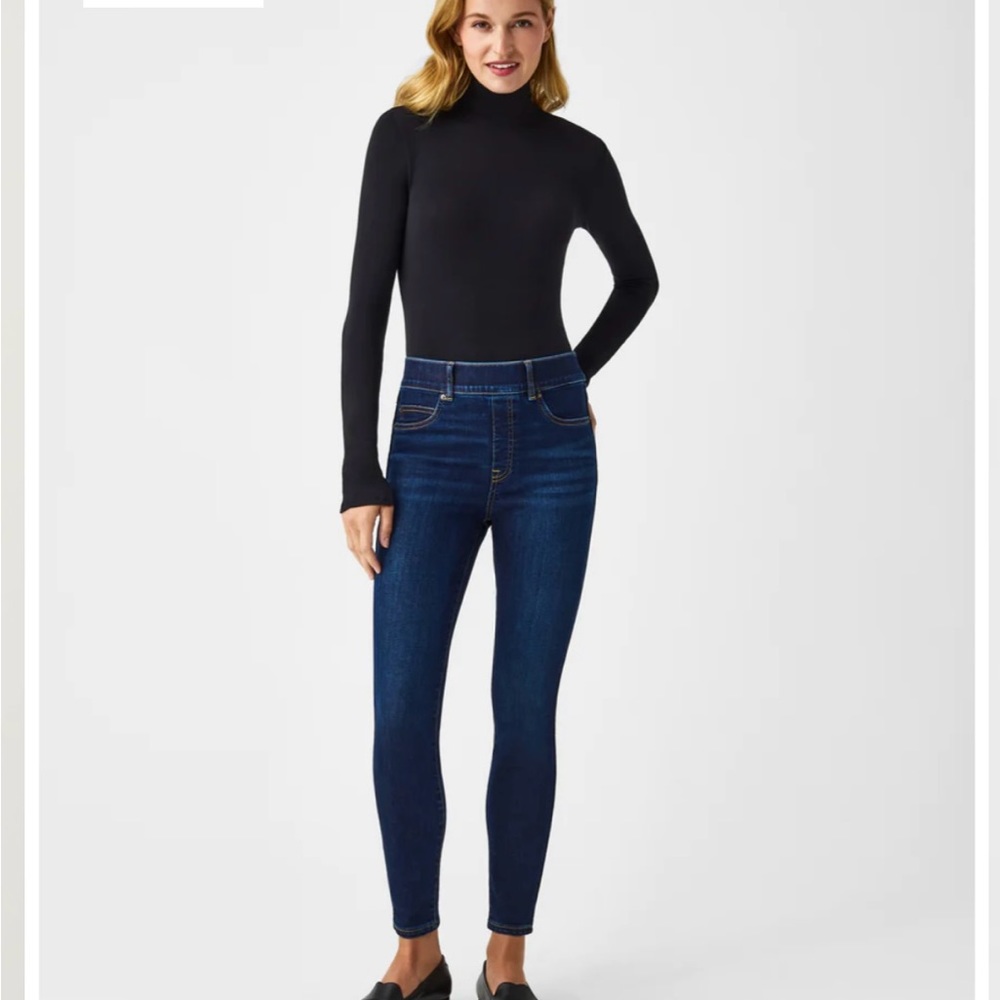 SPANX Ankle Skinny Jeans